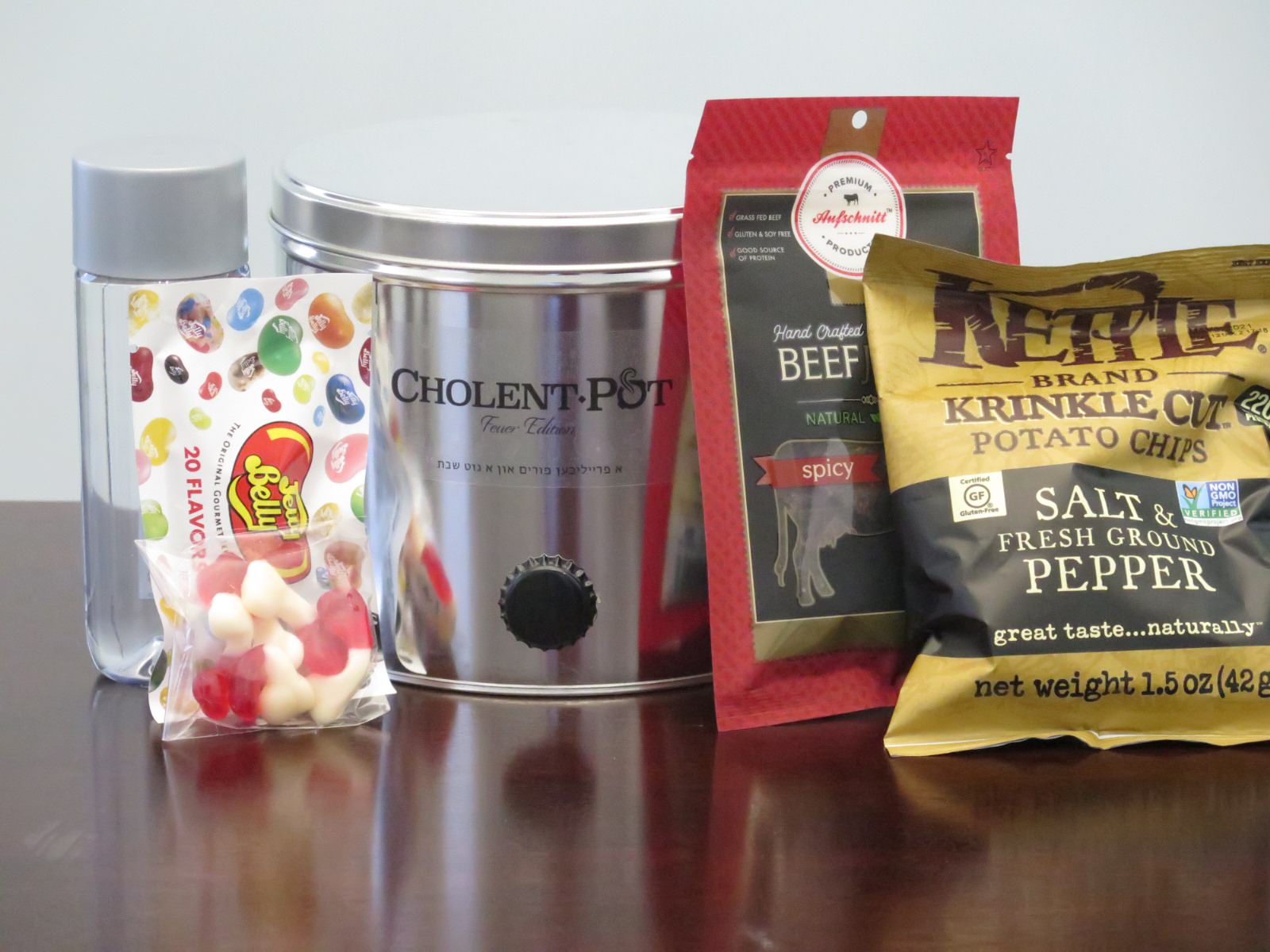 cholent pot mishloach manos